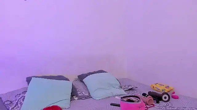 crystalvazquez online show from 10, 1, 2026