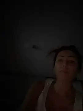 Snapshot of RaquelleDevon chatting on 12, 11, 2025 RaquelleDevon online show from 12, 11, 2025