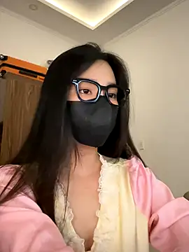 Snapshot of Lilisa_miu chatting on 9, 10, 2025 Lilisa miu online show from 9, 10, 2025