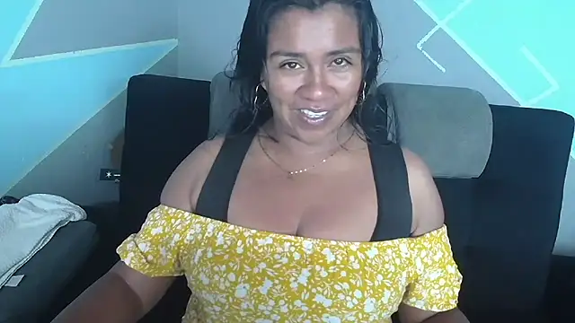 Snapshot of saggil23 chatting on 17, 3, 2026 saggil23 online show from 17, 3, 2026