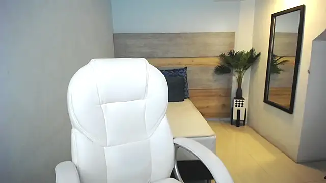 liseth fox online show from 13, 1, 2025