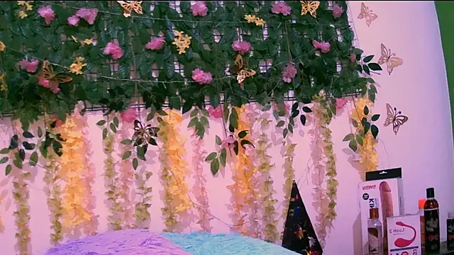 Crysrus online show from 10, 10, 2025