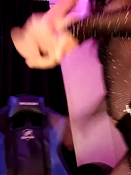 Snapshot of ---sophia--- chatting on 16, 10, 2025 ---sophia--- online show from 16, 10, 2025