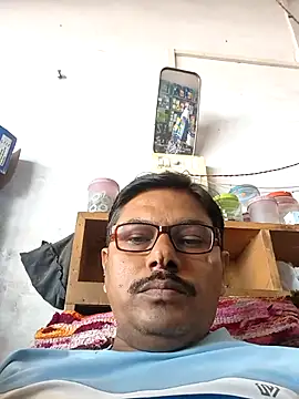 Snapshot of Srmotrs chatting on 12, 10, 2025 Srmotrs online show from 12, 10, 2025