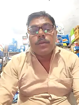 Snapshot of Srmotrs chatting on 6, 11, 2025 Srmotrs online show from 6, 11, 2025