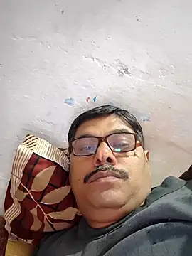 Snapshot of Srmotrs chatting on 10, 11, 2025 Srmotrs online show from 10, 11, 2025