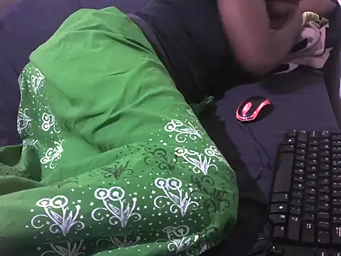 Snapshot of Sexy_baby004 chatting on 20, 11, 2025 Sexy baby004 online show from 20, 11, 2025