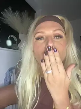 Snapshot of Arabellalee23 chatting on 8, 1, 2025 Arabellalee23 online show from 8, 1, 2025