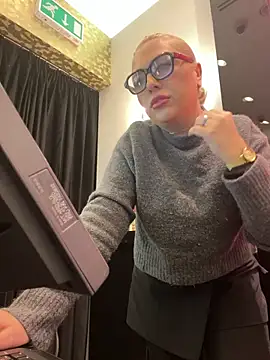 Snapshot of Arabellalee23 chatting on 10, 2, 2025 Arabellalee23 online show from 10, 2, 2025