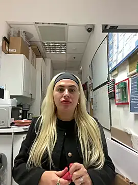 Snapshot of Arabellalee23 chatting on 21, 2, 2025 Arabellalee23 online show from 21, 2, 2025