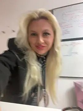 Snapshot of Arabellalee23 chatting on 12, 3, 2025 Arabellalee23 online show from 12, 3, 2025