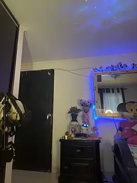 Snapshot of touchm_cockhard chatting on 5, 10, 2025 touchm cockhard online show from 5, 10, 2025