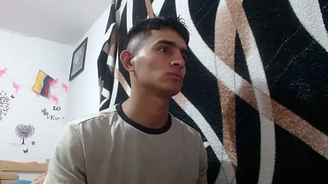 Snapshot of maria_and_angel chatting on 4, 12, 2024 maria and angel online show from 4, 12, 2024