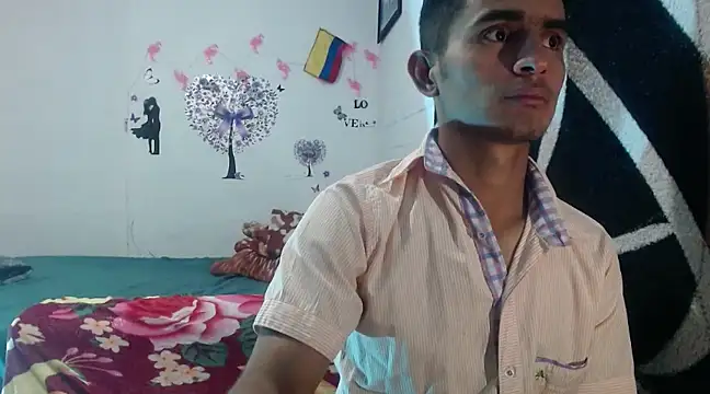 Snapshot of maria_and_angel chatting on 15, 12, 2024 maria and angel online show from 15, 12, 2024