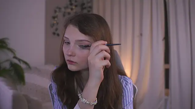 CindyGarrison online show from 5, 11, 2025