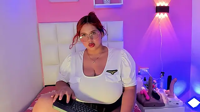 Alanna hot3 online show from 16, 10, 2025