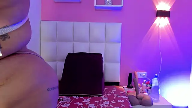 Alanna hot3 online show from 24, 10, 2025