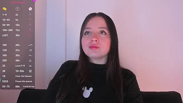 Snapshot of Sabrina_Lennox chatting on 11, 10, 2025 Sabrina Lennox online show from 11, 10, 2025