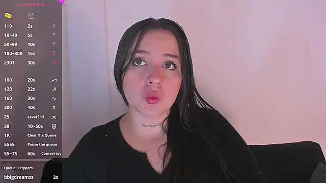 Snapshot of Sabrina_Lennox chatting on 12, 10, 2025 Sabrina Lennox online show from 12, 10, 2025