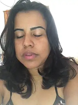 Snapshot of lollitta-33677 chatting on 22, 2, 2025 lollitta-33677 online show from 22, 2, 2025