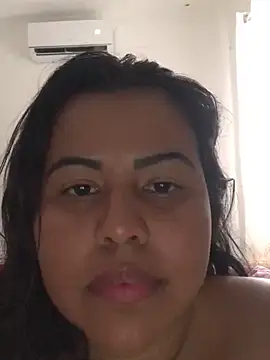 Snapshot of lollitta-33677 chatting on 2, 3, 2025 lollitta-33677 online show from 2, 3, 2025