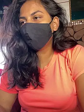 HaaniKaur online show from 6, 1, 2026