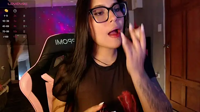 Snapshot of alexa_kei chatting on 6, 11, 2025 alexa kei online show from 6, 11, 2025