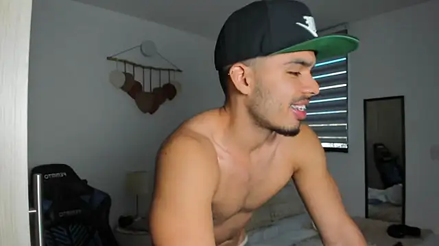 mateoleonee online show from 14, 10, 2025