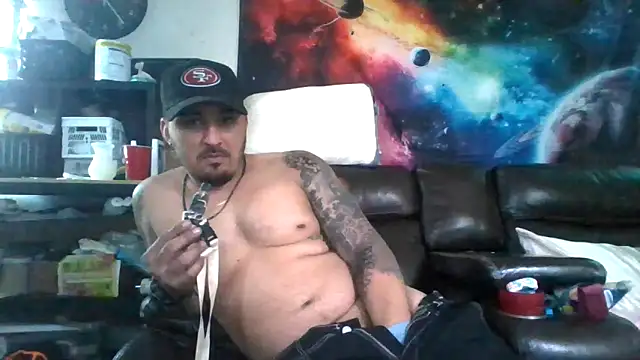 Snapshot of Antoniothedon chatting on 4, 12, 2025 Antoniothedon online show from 4, 12, 2025