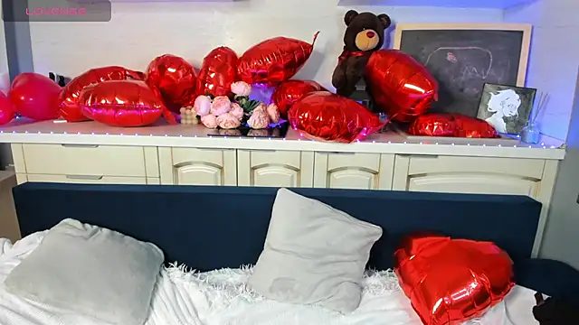 Snapshot of Hellen_Moore chatting on 10, 2, 2025 Hellen Moore online show from 10, 2, 2025