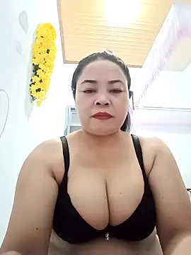 Sexy-bigtits2024 online show from 31, 12, 2024