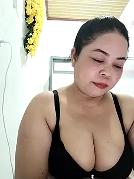 Sexy-bigtits2024 online show from 2, 2, 2025