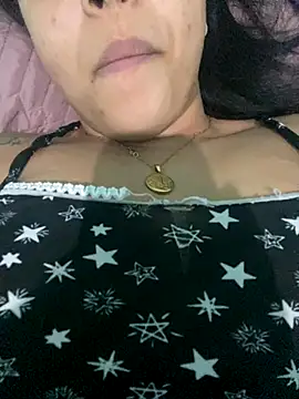 Snapshot of Indiazinha777 chatting on 27, 11, 2025 Indiazinha777 online show from 27, 11, 2025