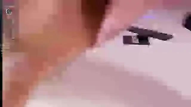 Snapshot of AmberMoss_ chatting on 9, 3, 2025 AmberMoss online show from 9, 3, 2025