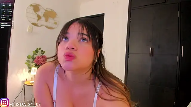 Daisy Brown01 online show from 14, 3, 2025