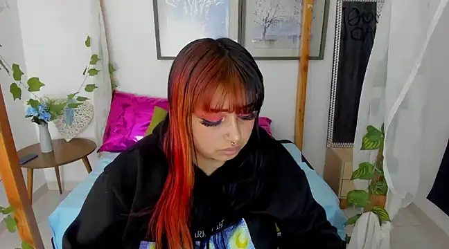 lussyevans24 online show from 29, 1, 2025