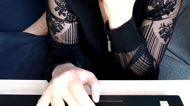 Snapshot of margotgra82 chatting on 11, 11, 2025 margotgra82 online show from 11, 11, 2025