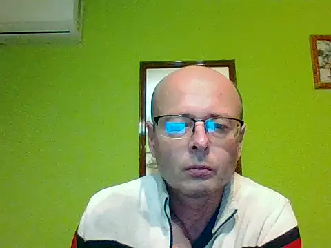 Snapshot of Tiger202441 chatting on 21, 10, 2025 Tiger202441 online show from 21, 10, 2025