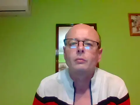 Snapshot of Tiger202441 chatting on 22, 10, 2025 Tiger202441 online show from 22, 10, 2025