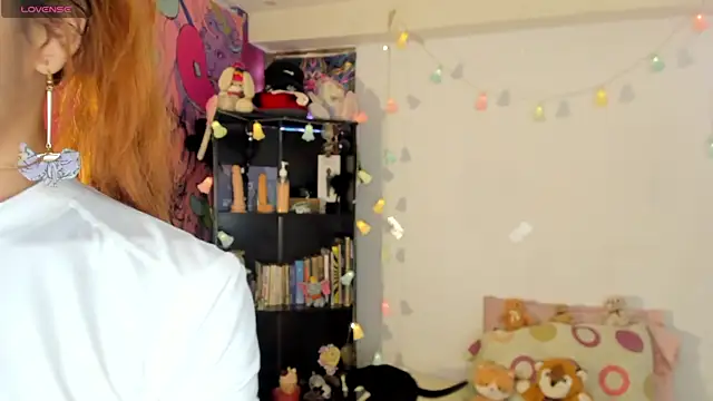 Snapshot of kittyzenn chatting on 13, 10, 2025 kittyzenn online show from 13, 10, 2025