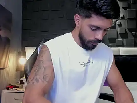 DannSaenz online show from 3, 2, 2025