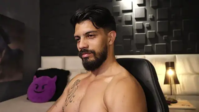 DannSaenz online show from 14, 2, 2025