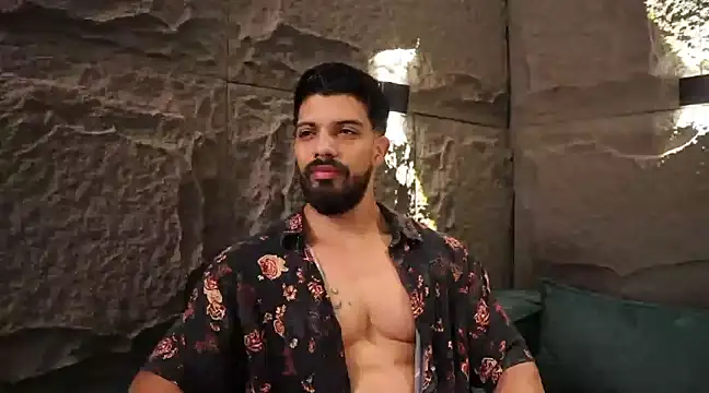 DannSaenz online show from 6, 3, 2025