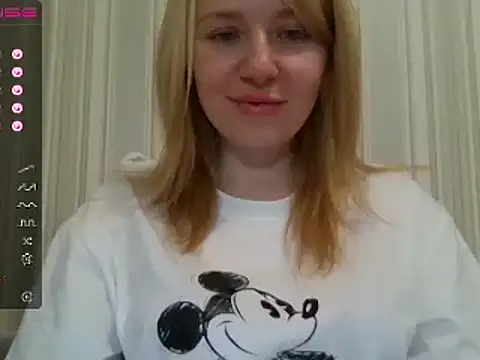 urbadkitty online show from 19, 1, 2025