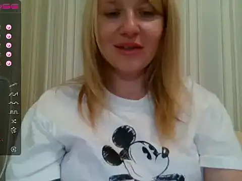 urbadkitty online show from 21, 2, 2025