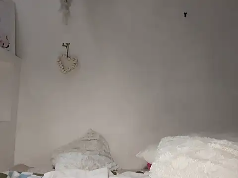 Snapshot of gymyagirlll chatting on 10, 11, 2025 gymyagirlll online show from 10, 11, 2025