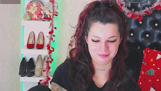 Allisonn223 online show from 18, 12, 2025