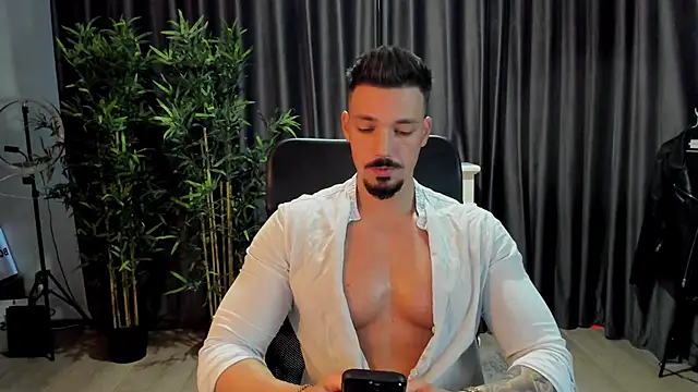 HaydenSpearss online show from 12, 1, 2025