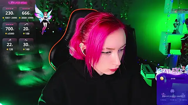 Snapshot of _HelenCarter chatting on 4, 1, 2025 HelenCarter online show from 4, 1, 2025