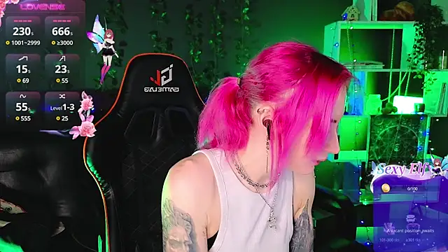 Snapshot of _HelenCarter chatting on 14, 1, 2025 HelenCarter online show from 14, 1, 2025